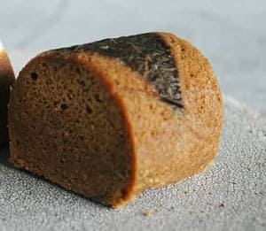 喜界島の純黒糖を使った鹿児島の郷土菓子「ふくれ菓子」