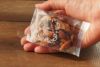 おつまみにおすすめ。鹿児島の芋飴と沖縄燻製塩を使ったスモークナッツ