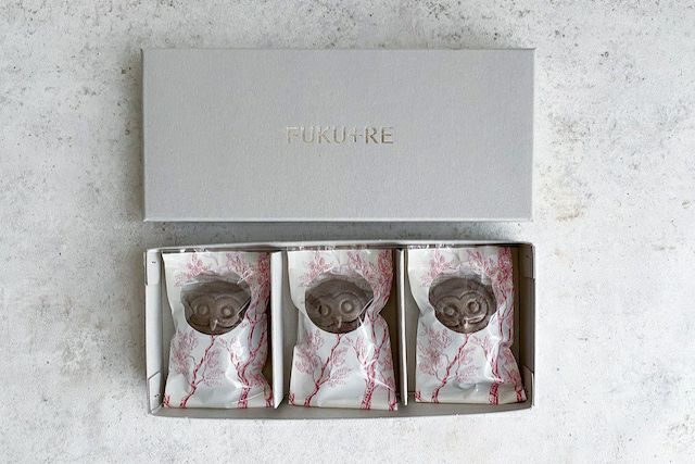 バレンタインに人気のお取り寄せスイーツ、チョコフクロウのフロランタン